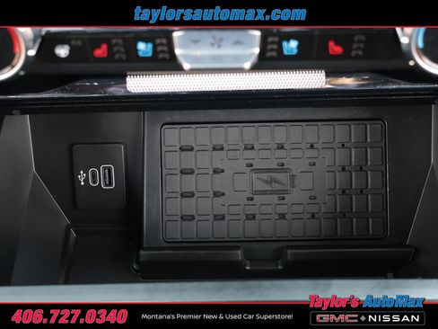 Used 2025 Ford F150 Lariat w/ Equipment Group 502A High AWD/4WD image 29