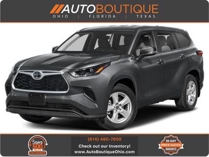 Used 2023 Toyota Highlander LE
