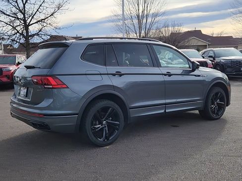 Used 2024 Volkswagen Tiguan SE R-Line image 6