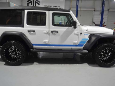 Used 2020 Jeep Wrangler Unlimited Sport S AWD/4WD image 7