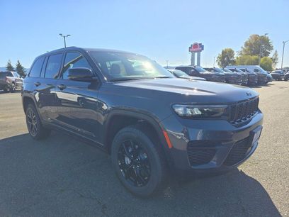 New 2025 Jeep Grand Cherokee Altitude
