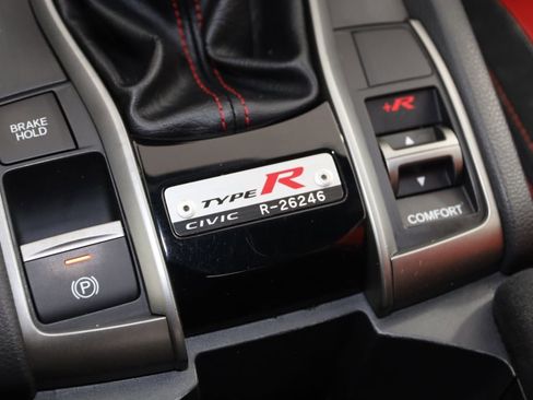 Used 2019 Honda Civic Type R image 32