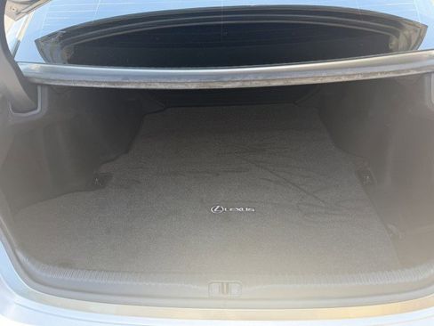 Used 2016 Lexus RC 200t RWD image 13