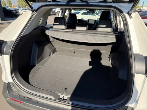 Used 2023 Toyota RAV4 XLE Premium image 20