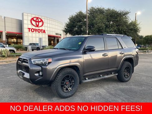Used 2023 Toyota 4Runner SR5 Premium w/ Moonroof Package RWD image 1
