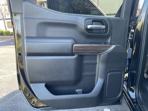 Used 2019 Chevrolet Silverado 1500 RST w/ All-Star Edition image 48