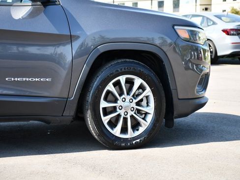 Used 2022 Jeep Cherokee Latitude Lux image 9