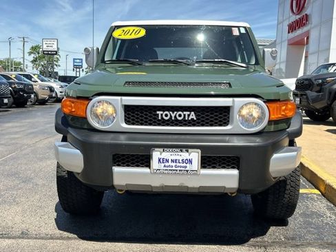 Used 2010 Toyota FJ Cruiser 4WD image 2
