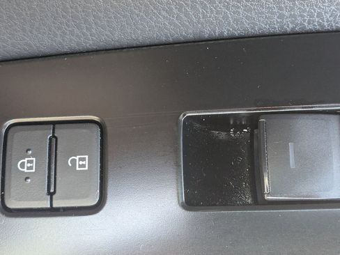Certified 2025 Toyota Camry LE FWD image 32
