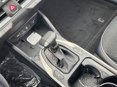 New 2025 Kia K4 GT-Line image 24