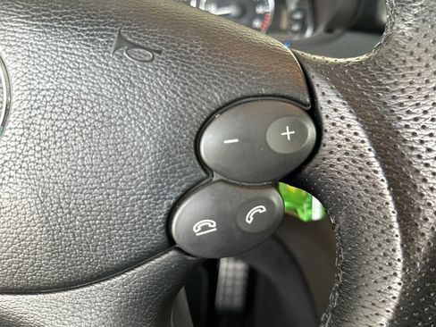 Used 2007 Mercedes-Benz CLK 550 Cabriolet image 20