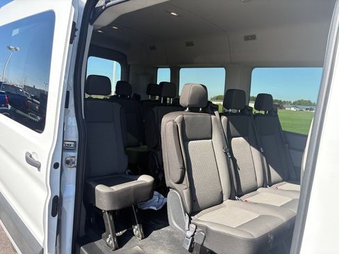 Used 2025 Ford Transit 350 XLT image 14