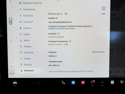 Used 2022 Tesla Model X image 23