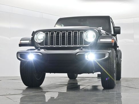 New 2025 Jeep Wrangler Sahara w/ Safety Group image 37