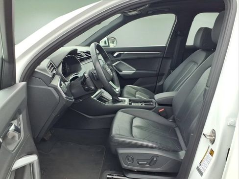 Used 2024 Audi Q3 2.0T Premium AWD/4WD image 4