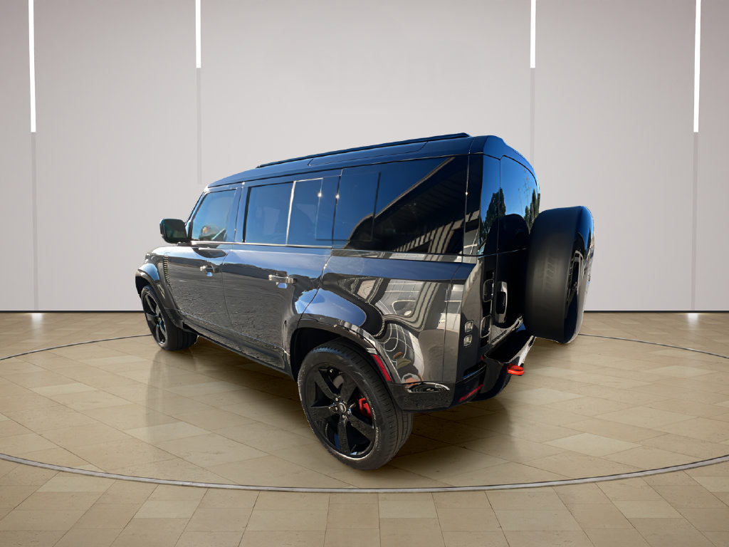 Used 2025 Land Rover Defender 110 X AWD/4WD image 3