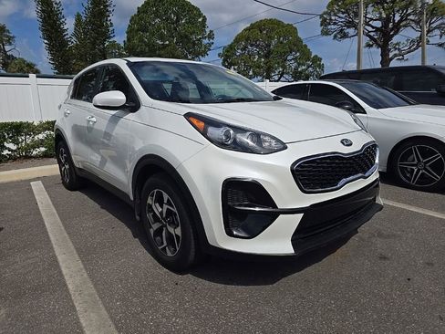 Certified 2021 Kia Sportage LX FWD image 5