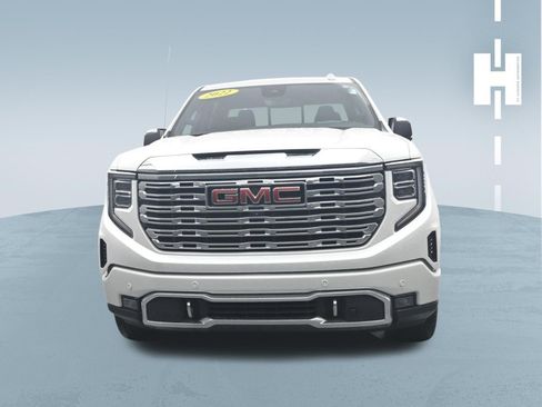 Used 2022 GMC Sierra 1500 Denali w/ Denali Reserve Package RWD image 2