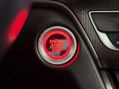 Used 2018 Honda Accord Sport image 24