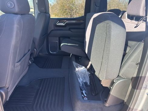 Used 2024 GMC Sierra 1500 Elevation image 13