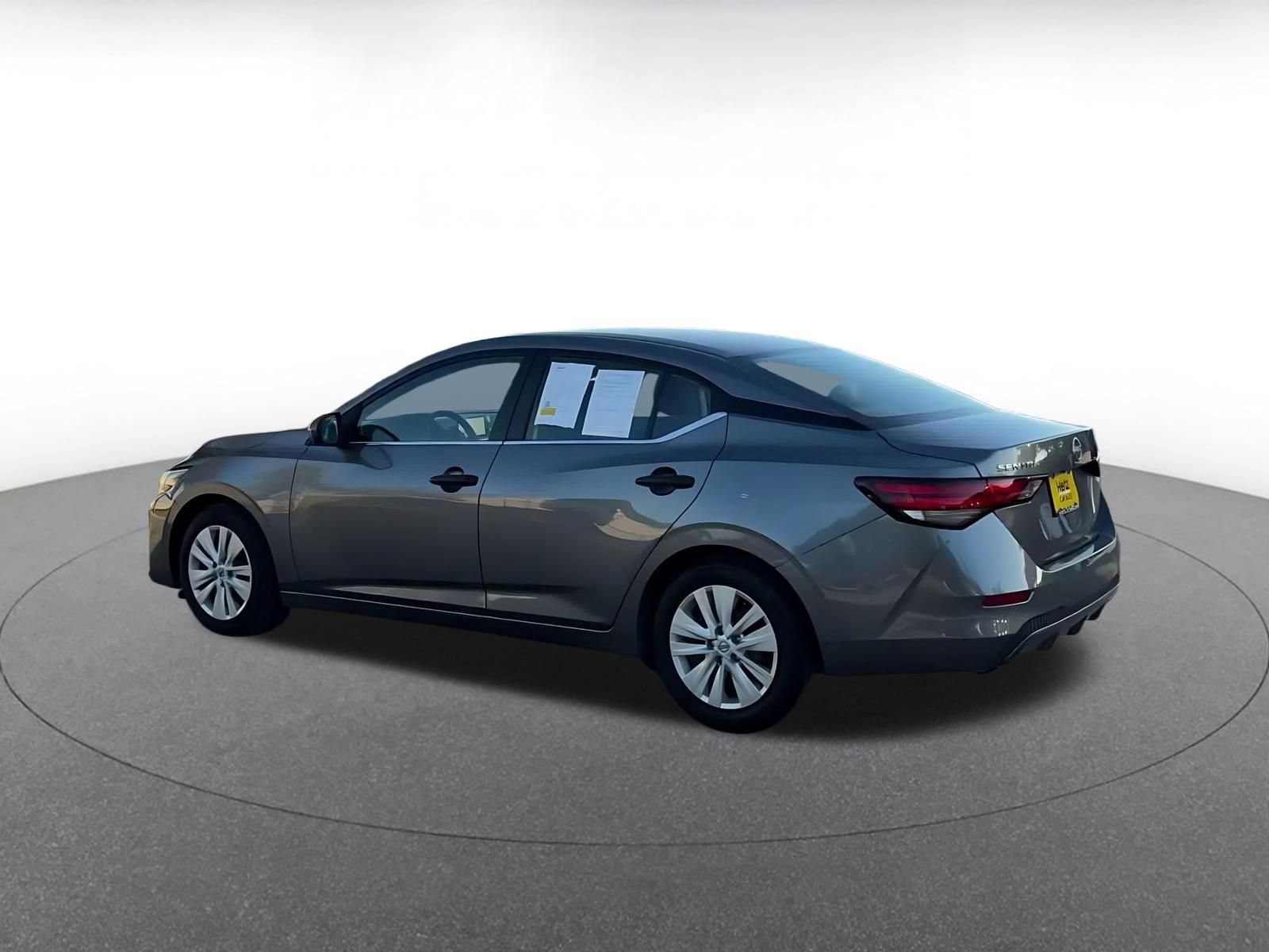 Used 2025 Nissan Sentra S FWD image 9