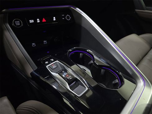 Used 2025 Audi Q5 Premium Plus w/ Premium Plus image 26