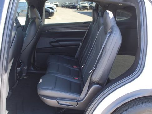 Used 2023 Tesla Model X AWD/4WD image 39