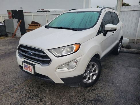 Used 2020 Ford EcoSport SE w/ SE Convenience Package image 3