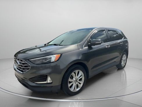 Certified 2019 Ford Edge Titanium w/ Equipment Group 301A FWD image 13