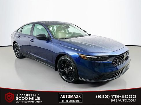 Used 2025 Honda Accord SE image 1