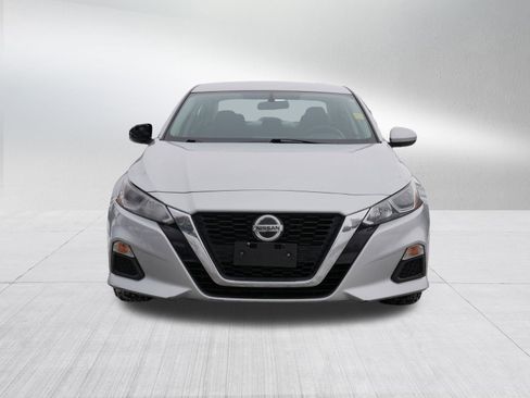 Used 2020 Nissan Altima 2.5 S image 2
