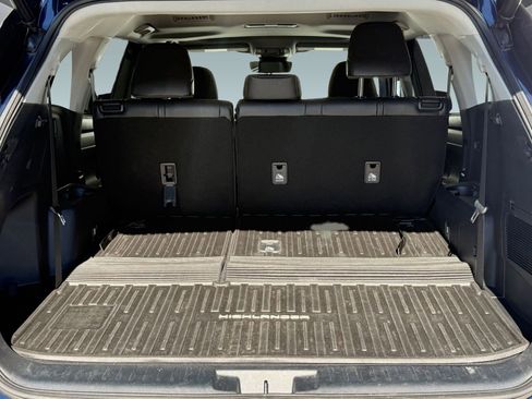 Used 2022 Toyota Highlander XLE image 33