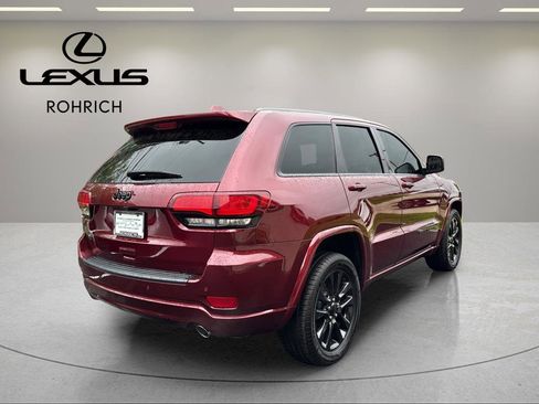 Used 2021 Jeep Grand Cherokee Laredo X AWD/4WD image 6