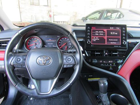 Used 2021 Toyota Camry XSE FWD image 15