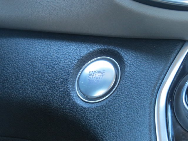 Used 2019 Hyundai Santa Fe FWD image 23