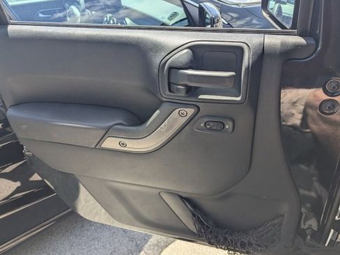 Used 2012 Jeep Wrangler Sport image 10