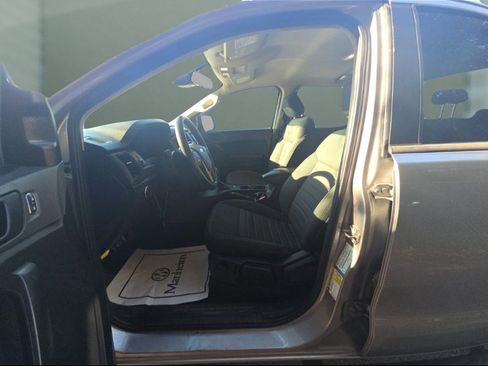 Used 2020 Ford Ranger XL w/ Equipment Group 101A Mid image 11