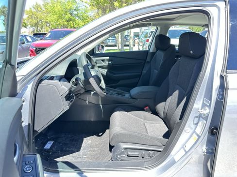 Used 2026 Honda Accord SE image 2