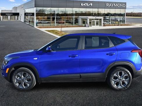 Certified 2024 Kia Seltos LX image 6