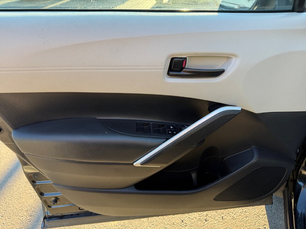 Certified 2025 Toyota Corolla Cross L AWD/4WD image 25