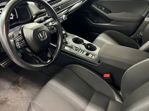 Used 2024 Honda Civic Sport image 9