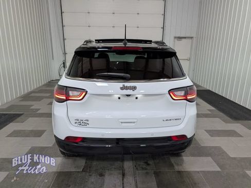 Used 2025 Jeep Compass Limited w/ Elite Group AWD/4WD image 3