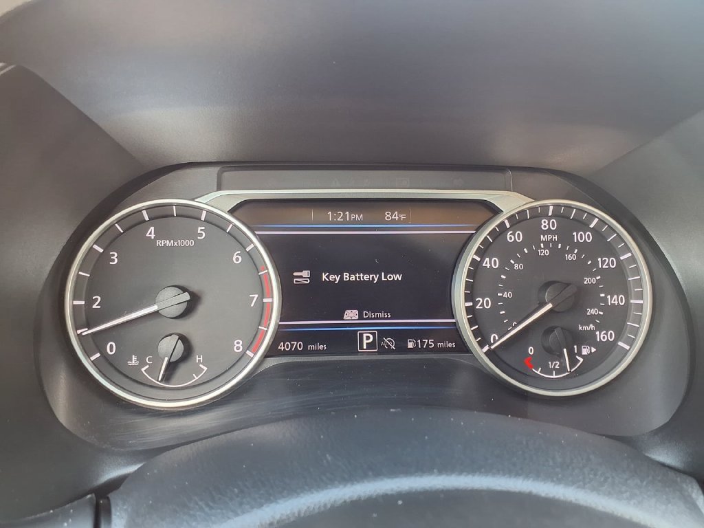 Used 2025 Nissan Sentra SV FWD image 30