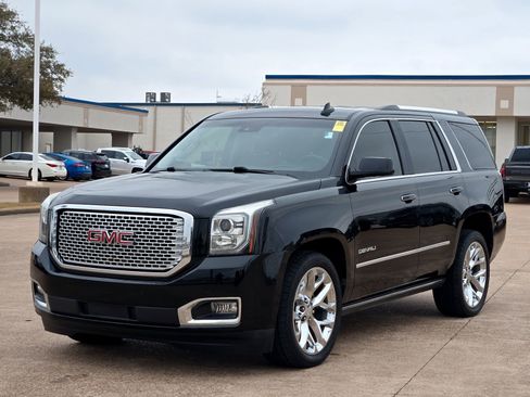 Used 2016 GMC Yukon Denali w/ Open Road Package image 7