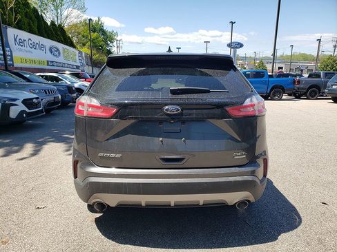 Certified 2019 Ford Edge SEL w/ Equipment Group 201A FWD image 4