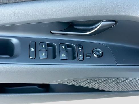 New 2026 Hyundai Elantra SEL Sport image 17