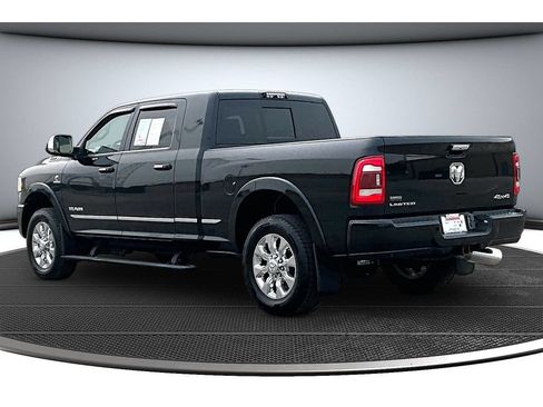 Used 2020 RAM 2500 Limited AWD/4WD image 19