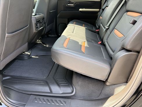 Used 2024 GMC Sierra 2500 AT4 w/ AT4 Premium Plus Package AWD/4WD image 21