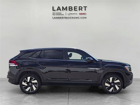 Used 2024 Volkswagen Atlas Cross Sport SE AWD/4WD image 7