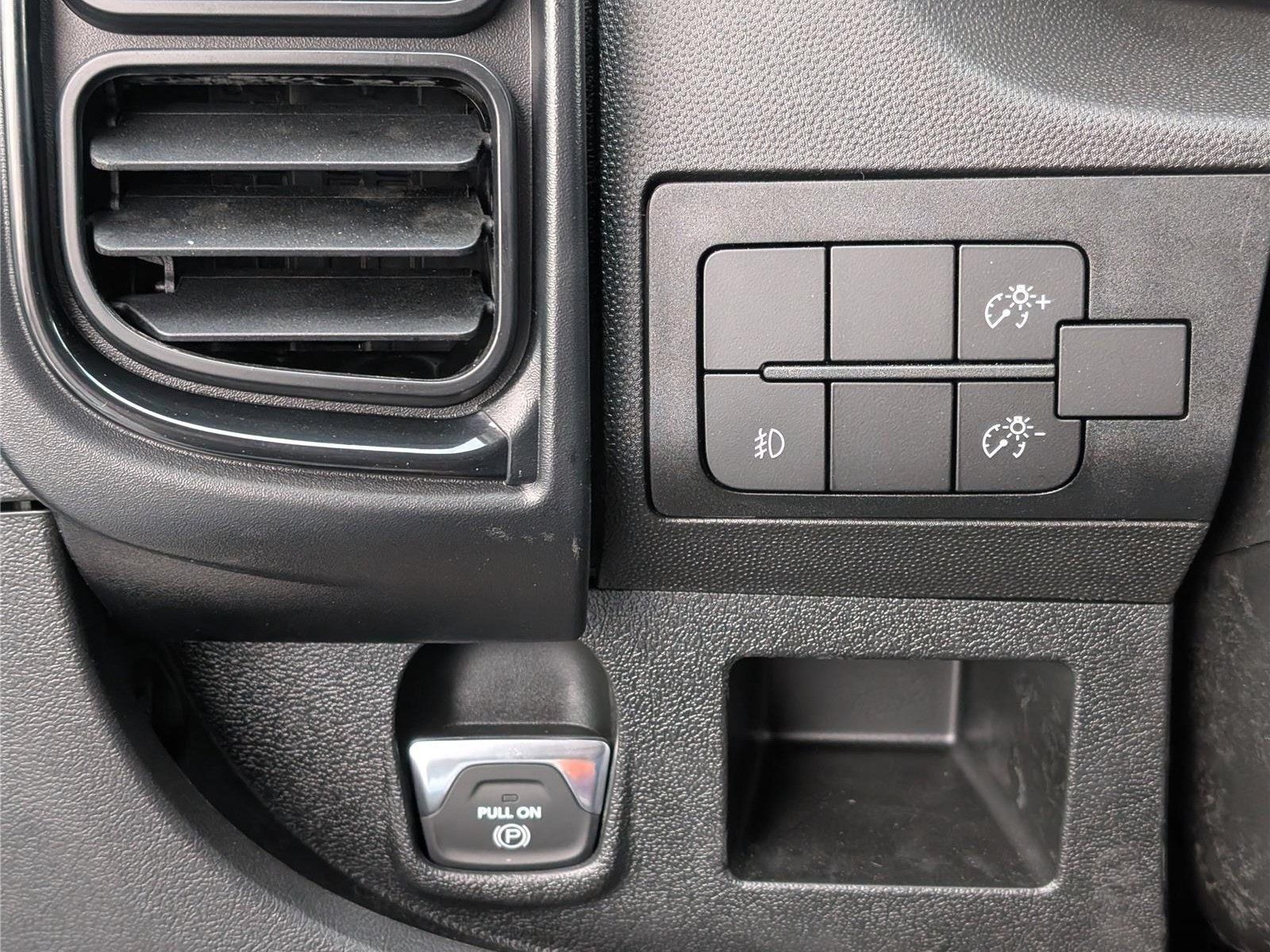 New 2026 RAM ProMaster 1500 w/ Premium Convenience Group FWD image 15